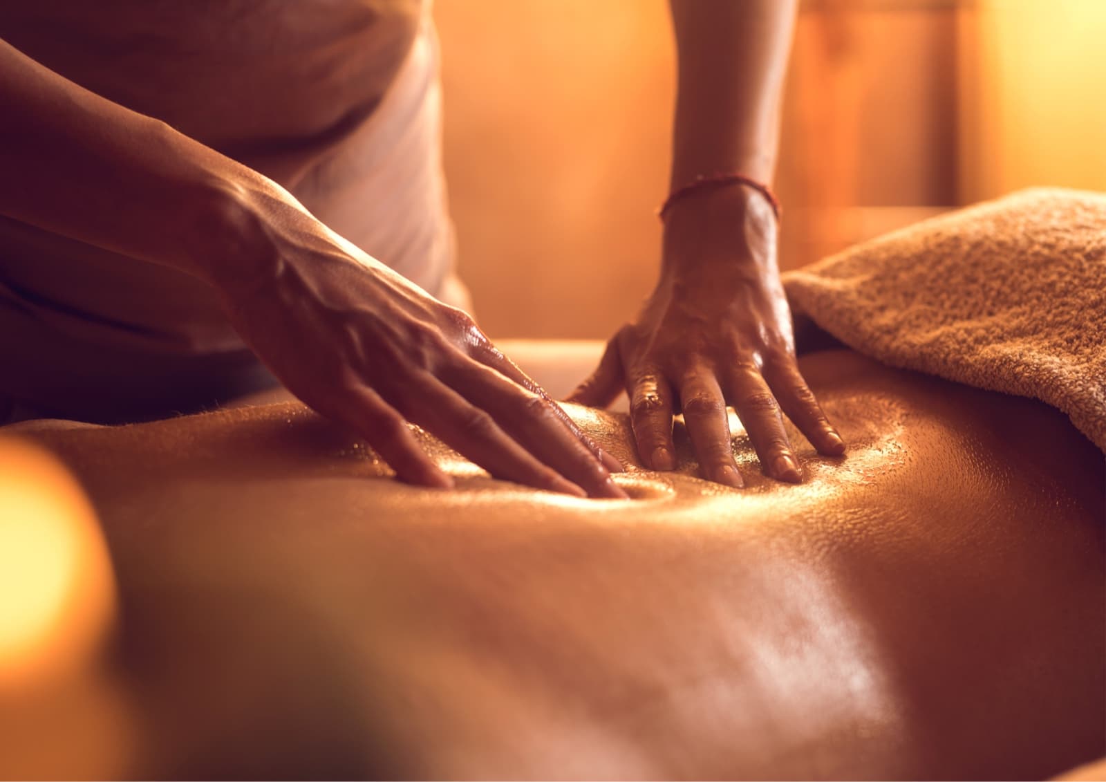 5 Manfaat Full Body Massage untuk Pekerja Kantoran: Hilangkan Stres & Pegal Seketika